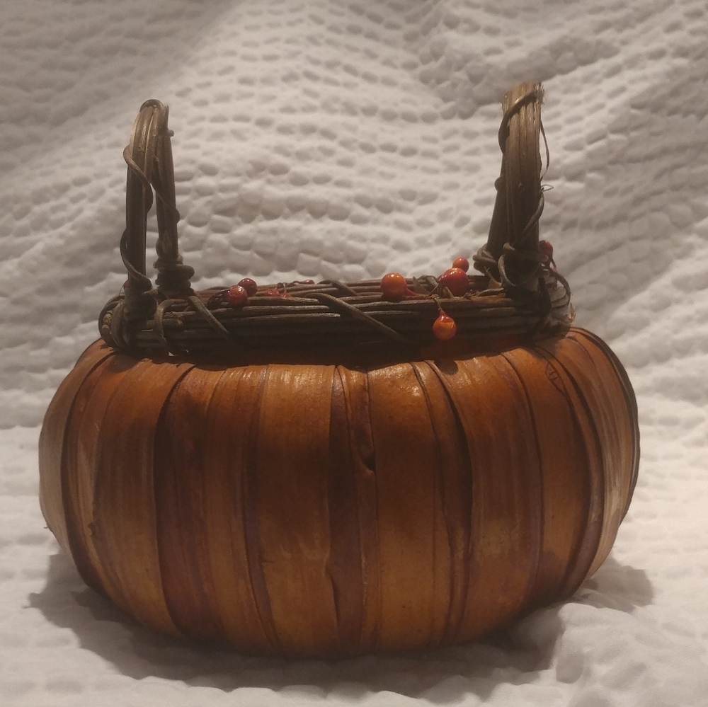 Pumpkin basket